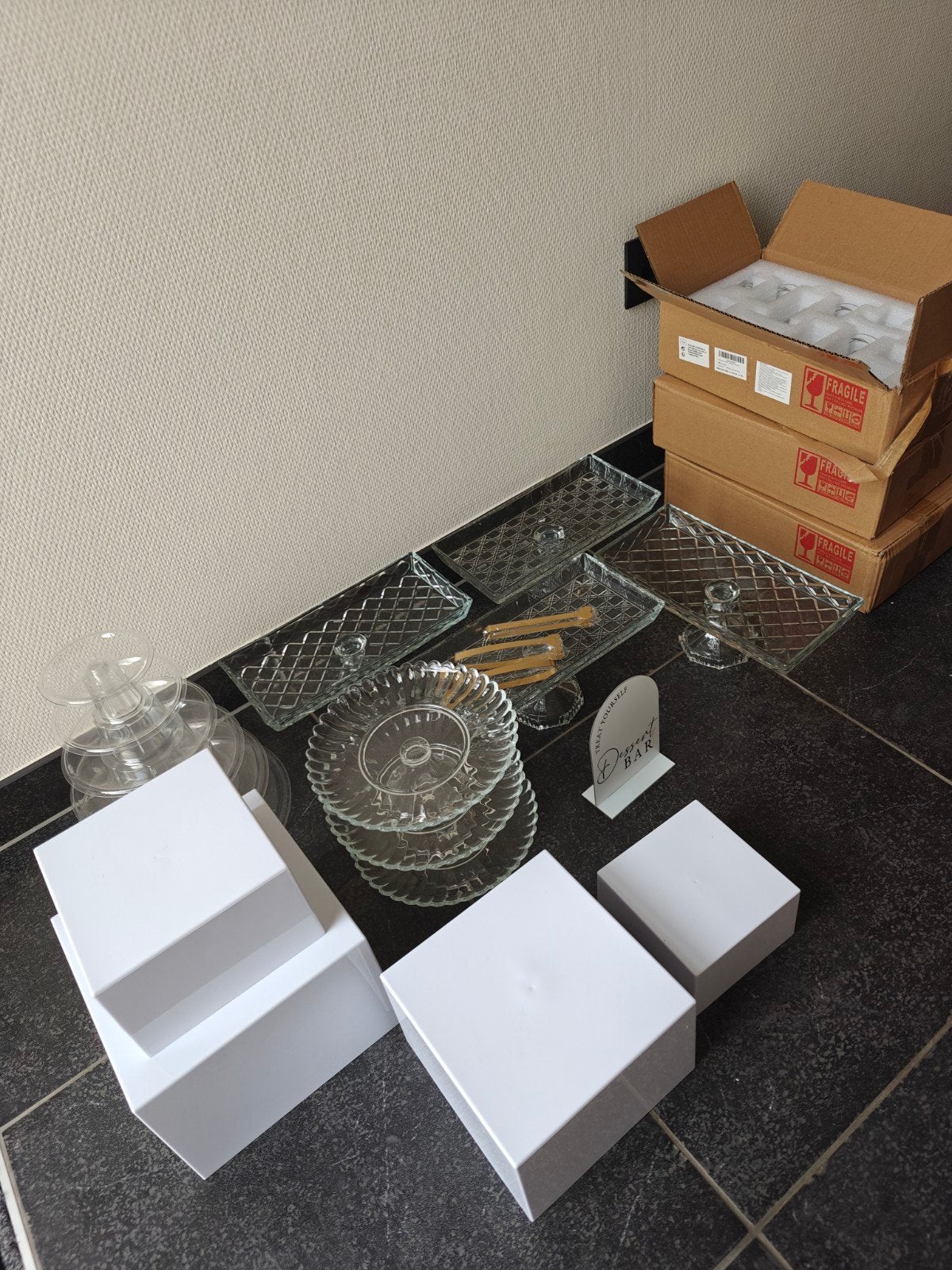 Trouw decoratie, Huis en Inrichting, Woonaccessoires | Wanddecoraties, Ophalen