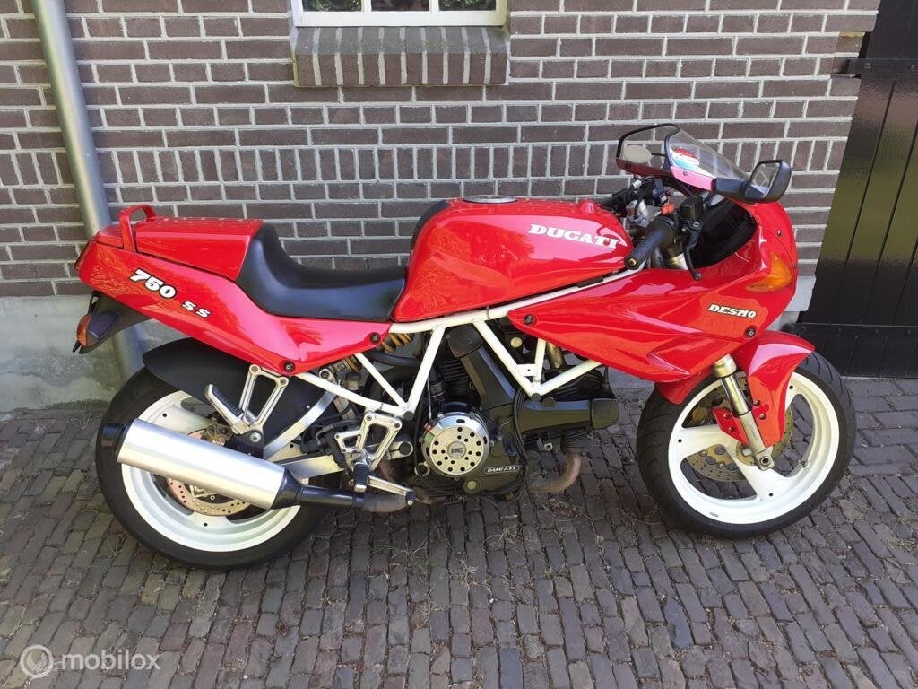 SS Supersport 750 SS 750SS, Motoren, Gebruikt, Factorystore.service@ducati.com, Ophalen of Verzenden, Via Antonio Cavalieri Ducati, 74/5, 74/6, 40132 Bologna BO