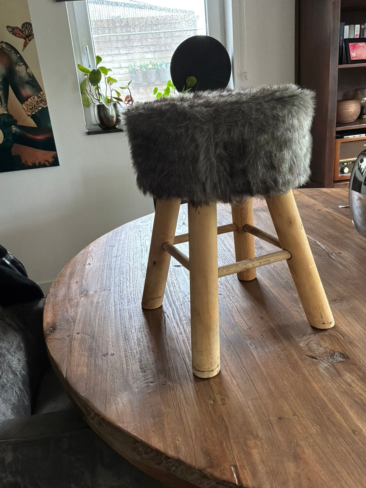 Krukje met zachte grijze zitting, Ophalen, Zo goed als nieuw, Hout