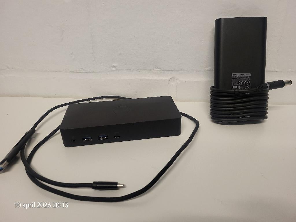 Dell D6000 docking station met 180W oplader, Computers en Software, Ophalen of Verzenden, Gebruikt, Docking station, Laptop