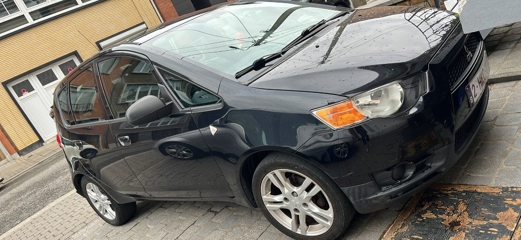 Mitsubishi colt euro 5 2011 accident, Autos, Cuir, Euro 5, Achat, Entreprise