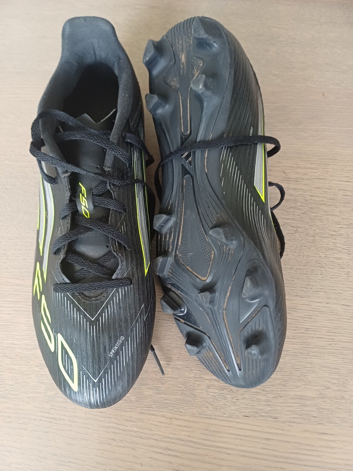 Chaussures de football Adidas 44, Enlèvement, Utilisé, Chaussures
