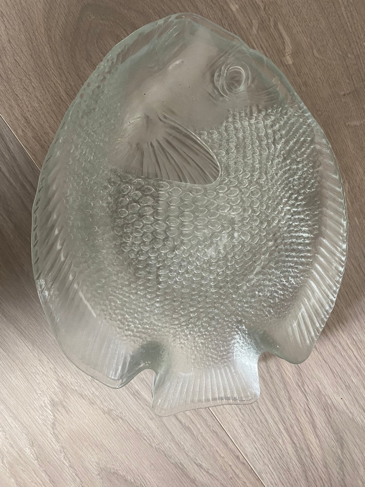 Assiettes poissons, Enlèvement ou Envoi