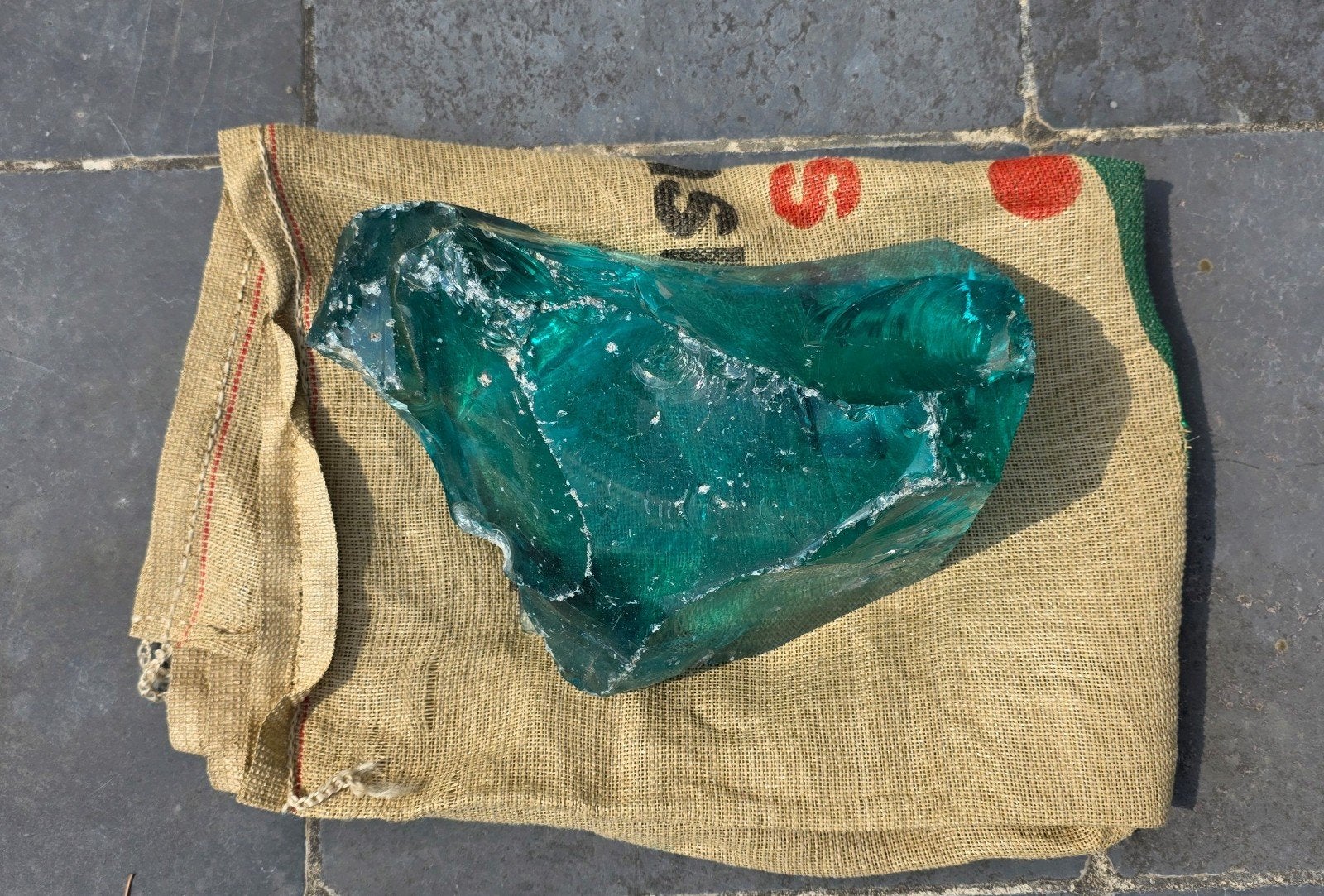 Mooie grote groenblauwe glassteen van 14kg, Enlèvement, Comme neuf