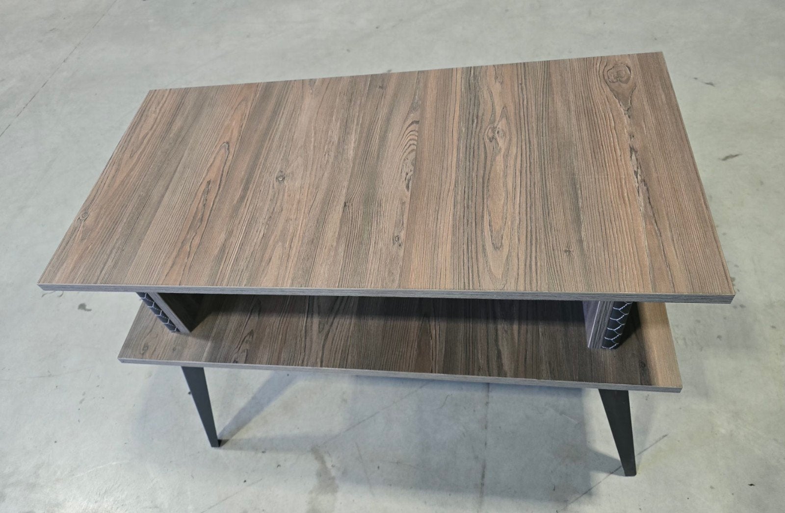 NOUVEAUX MEUBLES DESIGN — LIQUIDATION DES STOCKS, Enlèvement, Neuf