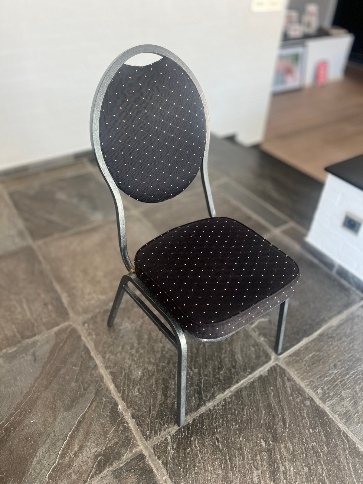6 stapelstoelen zwart, Tuin en Terras, Ophalen, Zo goed als nieuw, Stapelbaar