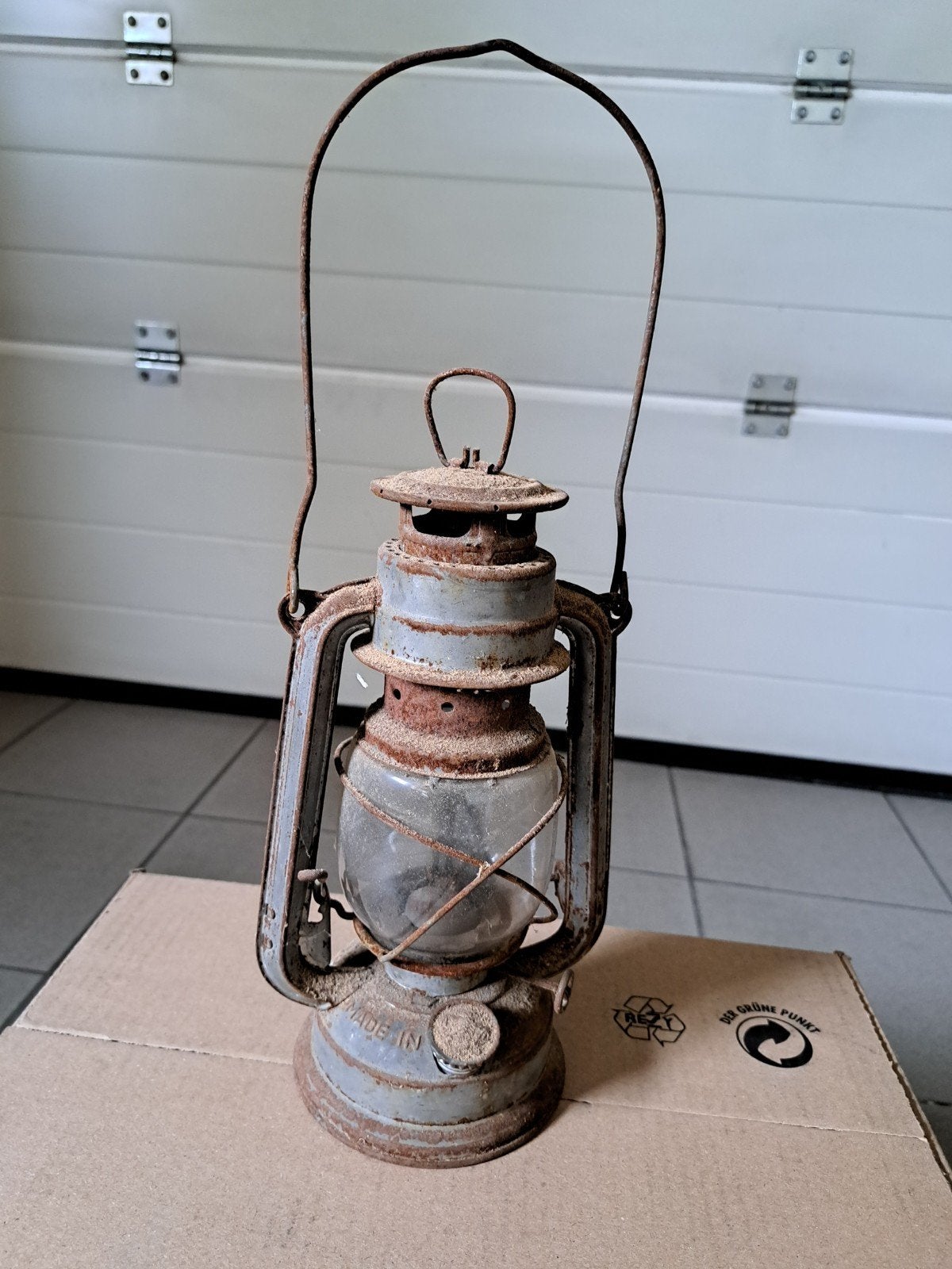 Antieke Duitse Olielamp, Ophalen