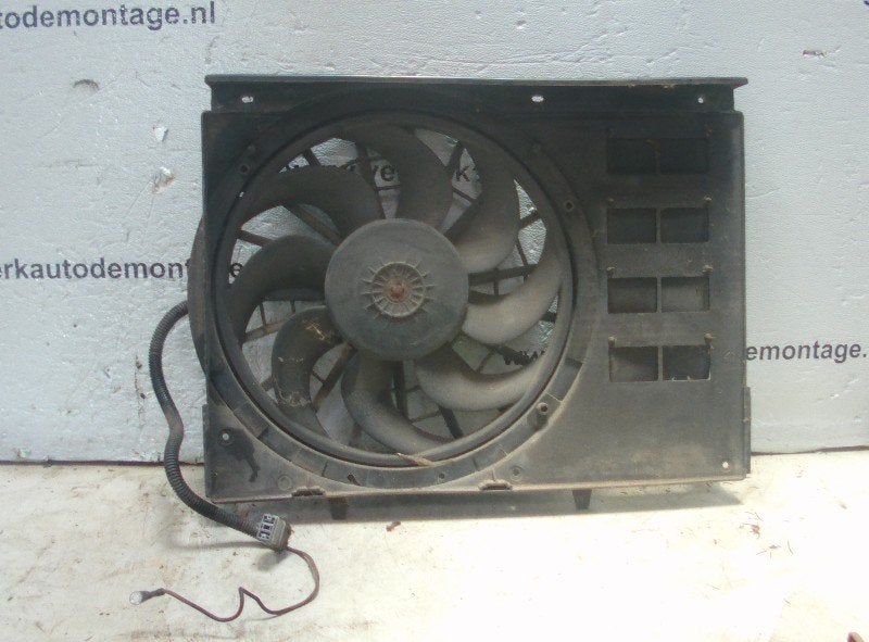 KOELVENTILATORMOTOR Volvo 960 I Estate (01-1990/01-1997), Gebruikt, Info@volvocars.com, Volvo, Volvo Car Germany GmbH