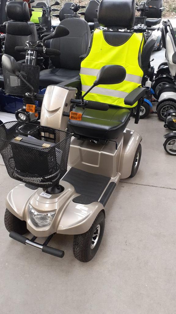 À vendre/Te koop scoot mobile pmr Neuf, Divers, Voitures sans permis & Scooters pour invalides, Comme neuf, Vermeiren, 36 à 45 km