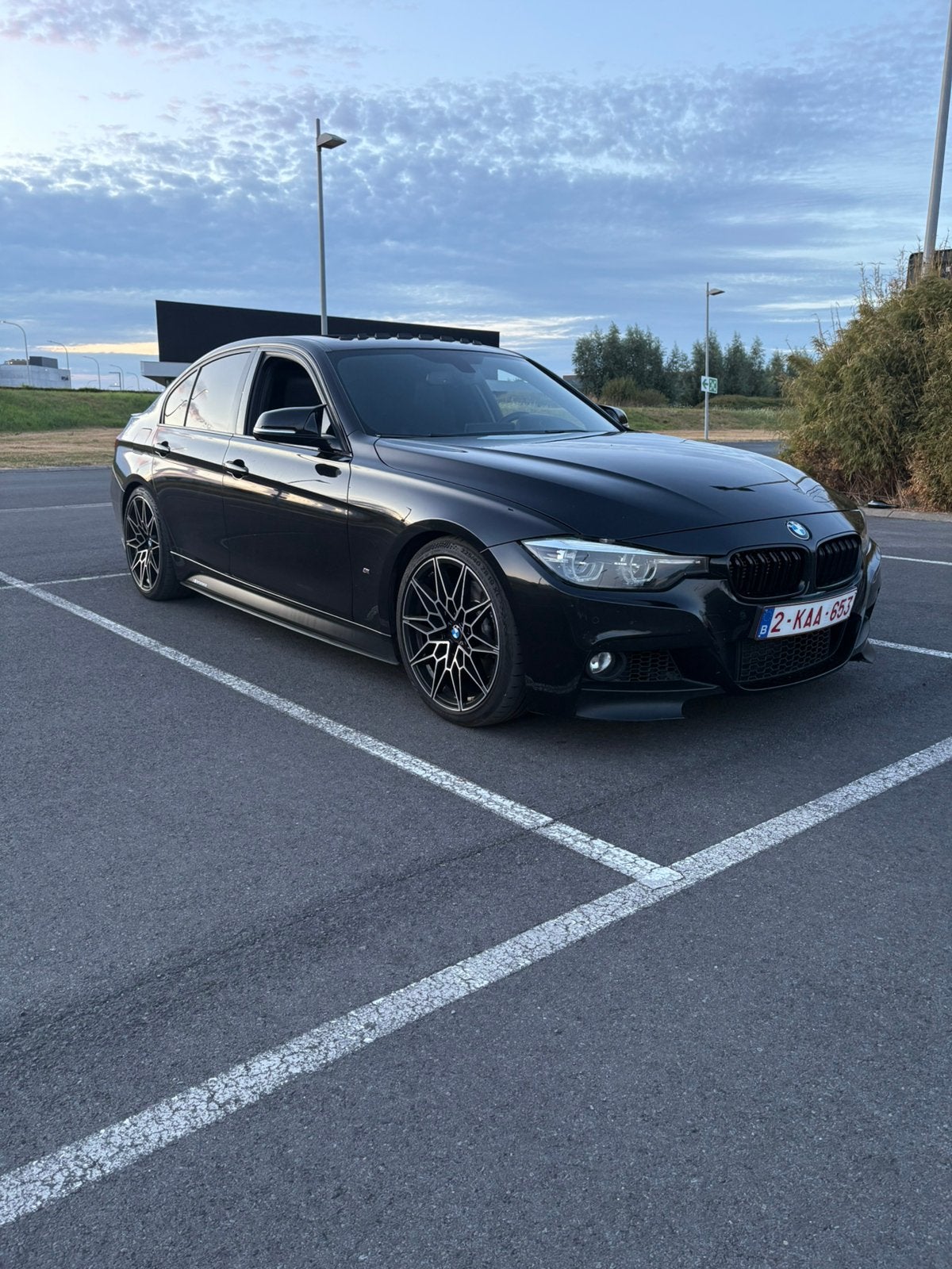 Bmw 330e f30, Autos, Cuir, Achat, 4 portes, Noir