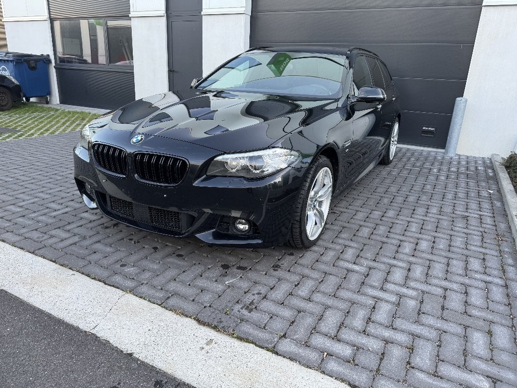 option complète de la bmw 530d, Cuir, Euro 6, Noir, 5 portes