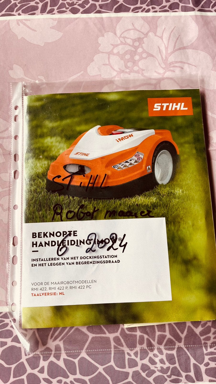 stihl robotgrasmaaier, Ophalen, Stilh, Zo goed als nieuw, Met regensensor