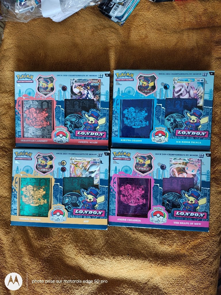 Lot 4 coffrets Pokémon London français neufs, Enlèvement ou Envoi, Neuf