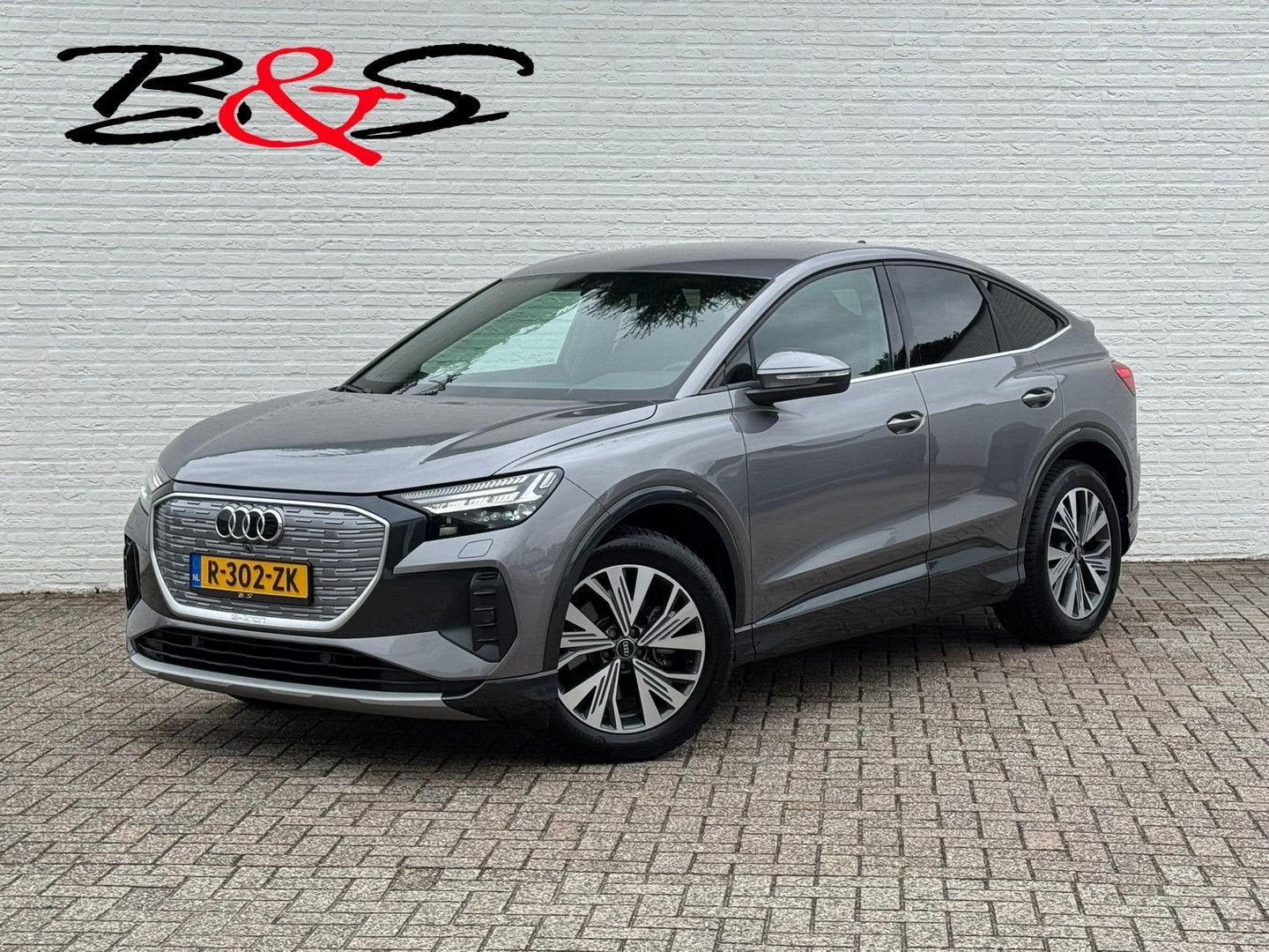 Audi Q4 e-tron Sportback 35 Advanced edition 55 kWh SOh 92%, Automaat, Zwart, Parkeersensor, 349 km