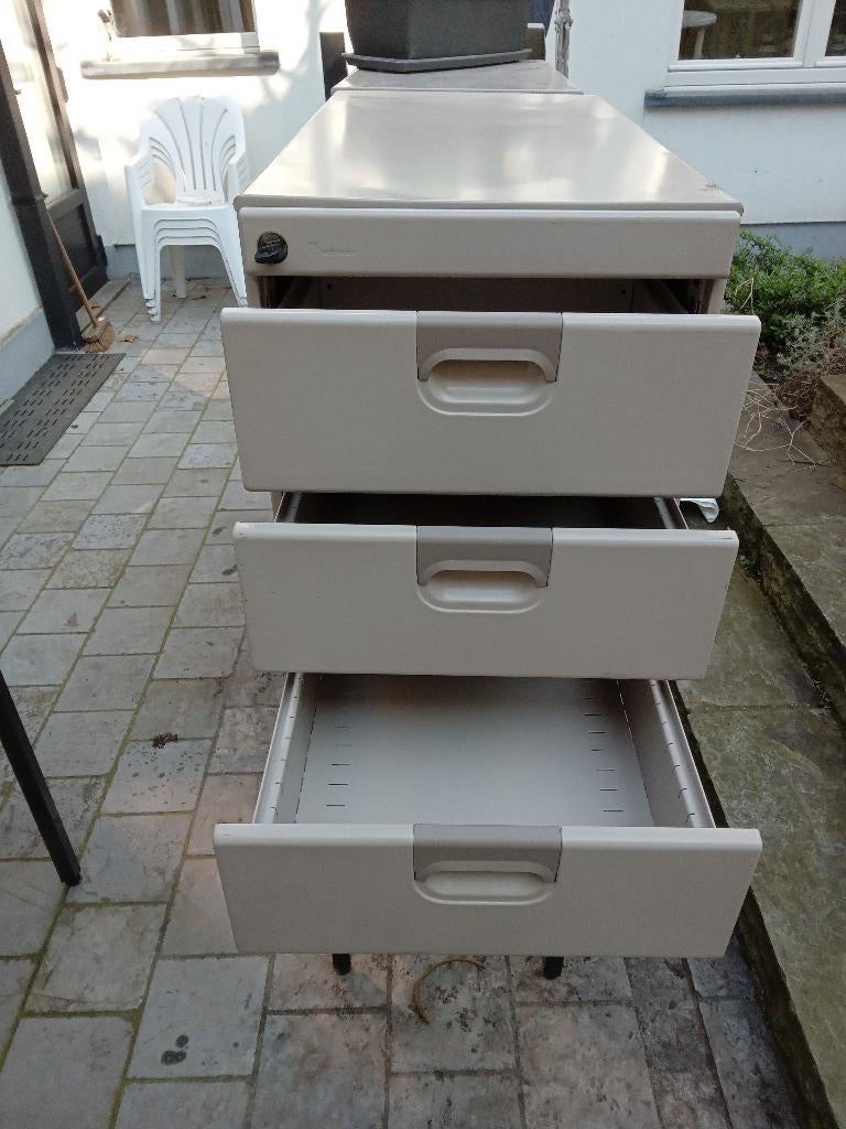 metalen ladekasten Mewaf, Ophalen, Gebruikt
