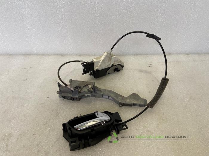 Deurslot Mechaniek 4Deurs rechts-voor van een Peugeot 308, Gebruikt, -, -, Ophalen of Verzenden