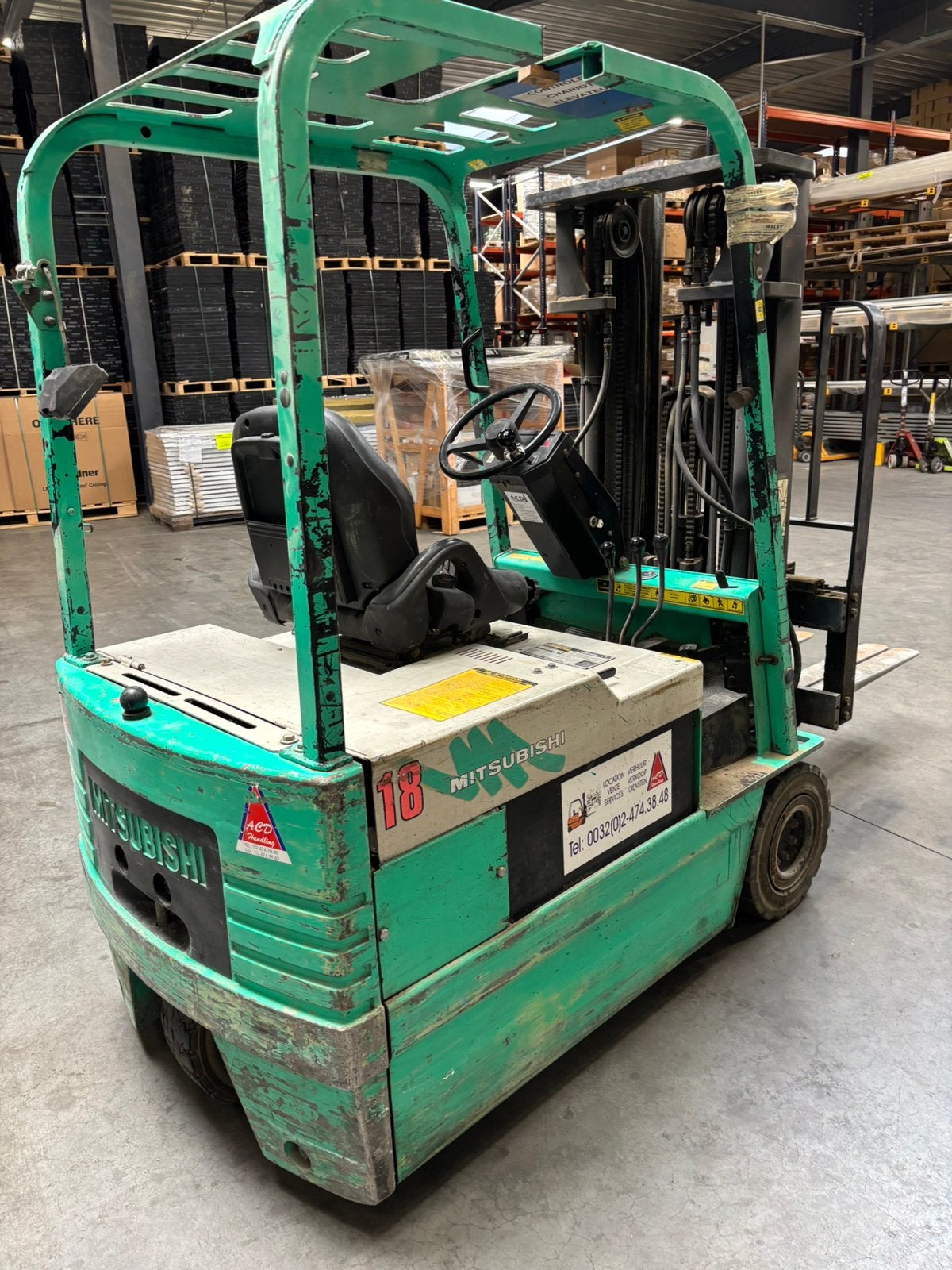 Heftruck Mitsubishi elektrisch, Articles professionnels, Machines & Construction | Chariots élévateurs & Transport interne, Enlèvement
