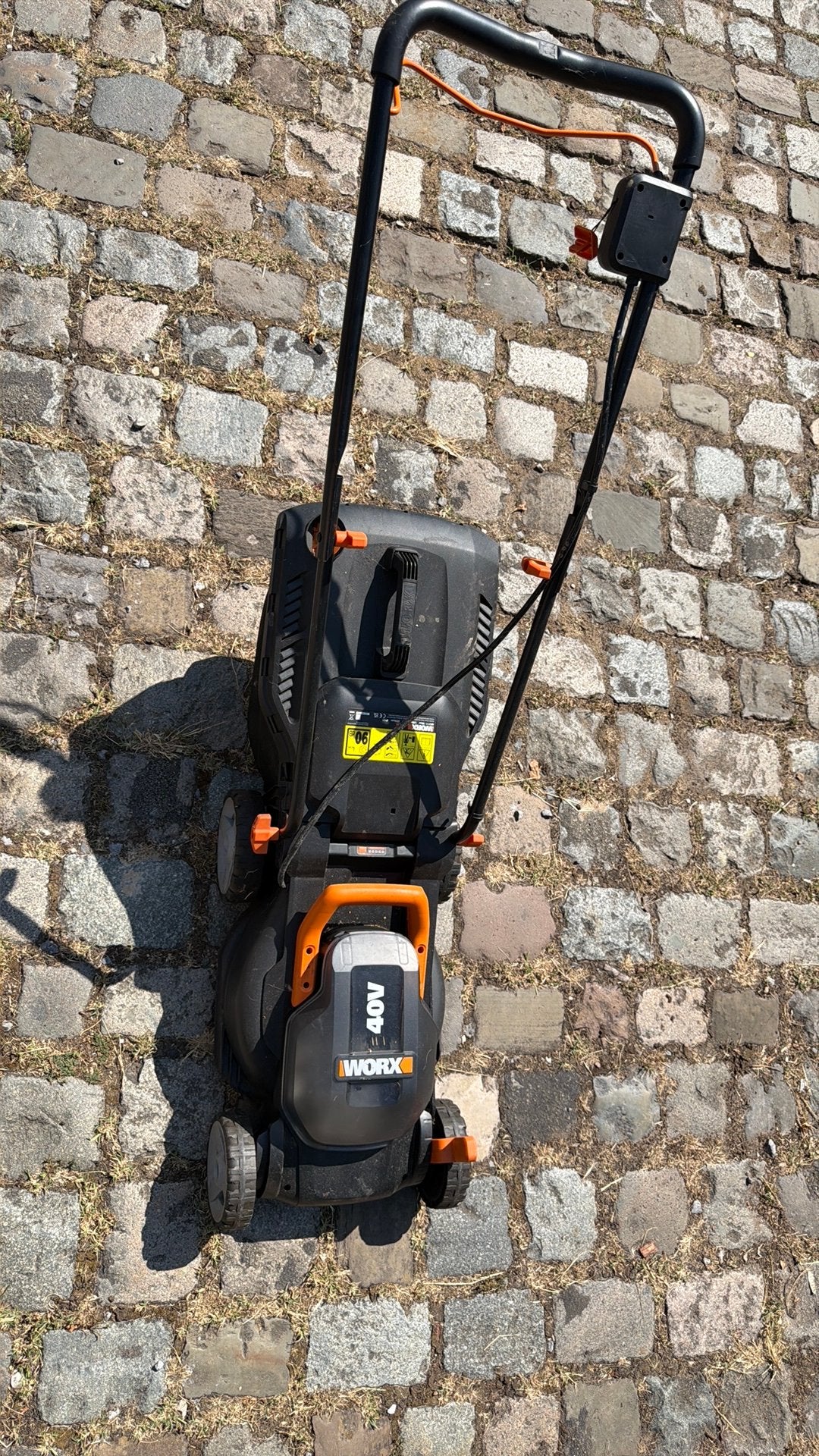 Worx elektrische grasmaaier, Tuin en Terras, Ophalen, Zo goed als nieuw, Elektrische grasmaaier