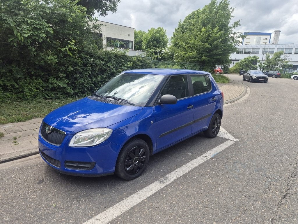 Skoda Fabia 1.2i - Airco + Keuring - Garantie - 110.000 km, Auto's, Skoda, Voorwielaandrijving, Zwart, Blauw, Bedrijf
