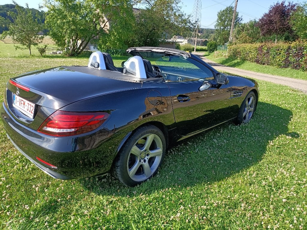 Mercedes SLC 250d, Autos, Achat, Entretenue par le concessionnaire, Noir, Diesel