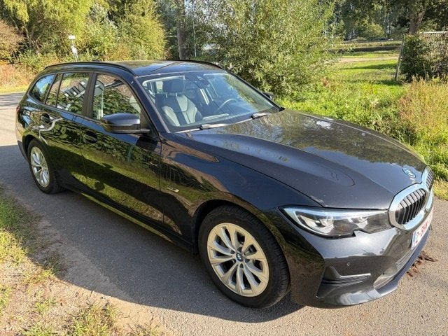 Bmw 320E Hybride Break Automaat Euro 6 Bj. 2022, Automaat, Dealer onderhouden, Zwart, Leder