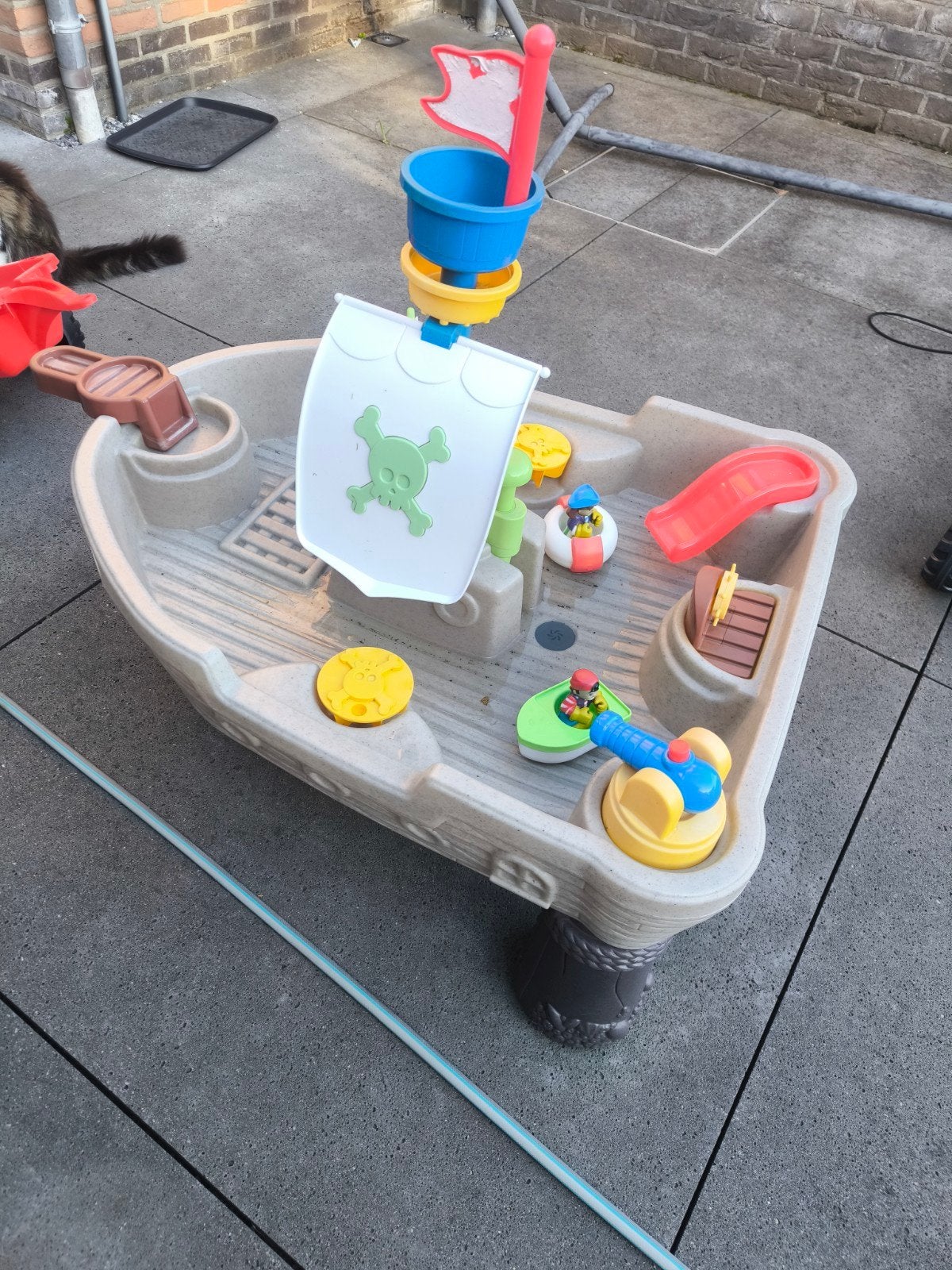 Little Tikes piraten boot, Ophalen