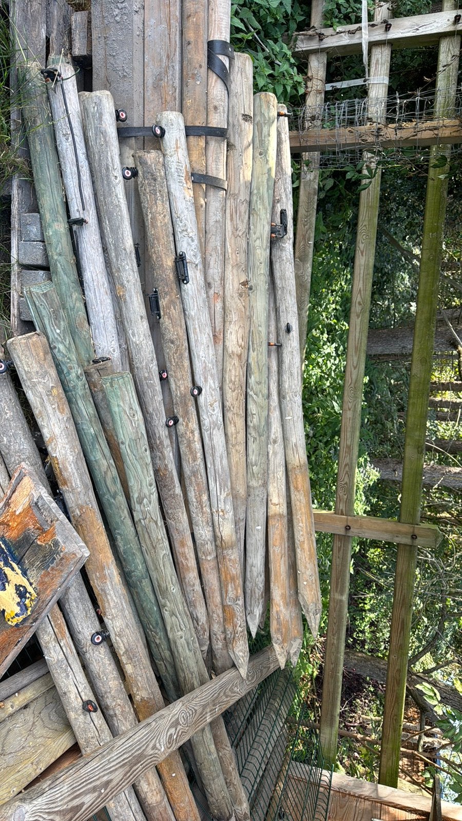Weidepalen, Tuin en Terras, Ophalen, Zo goed als nieuw, Palen