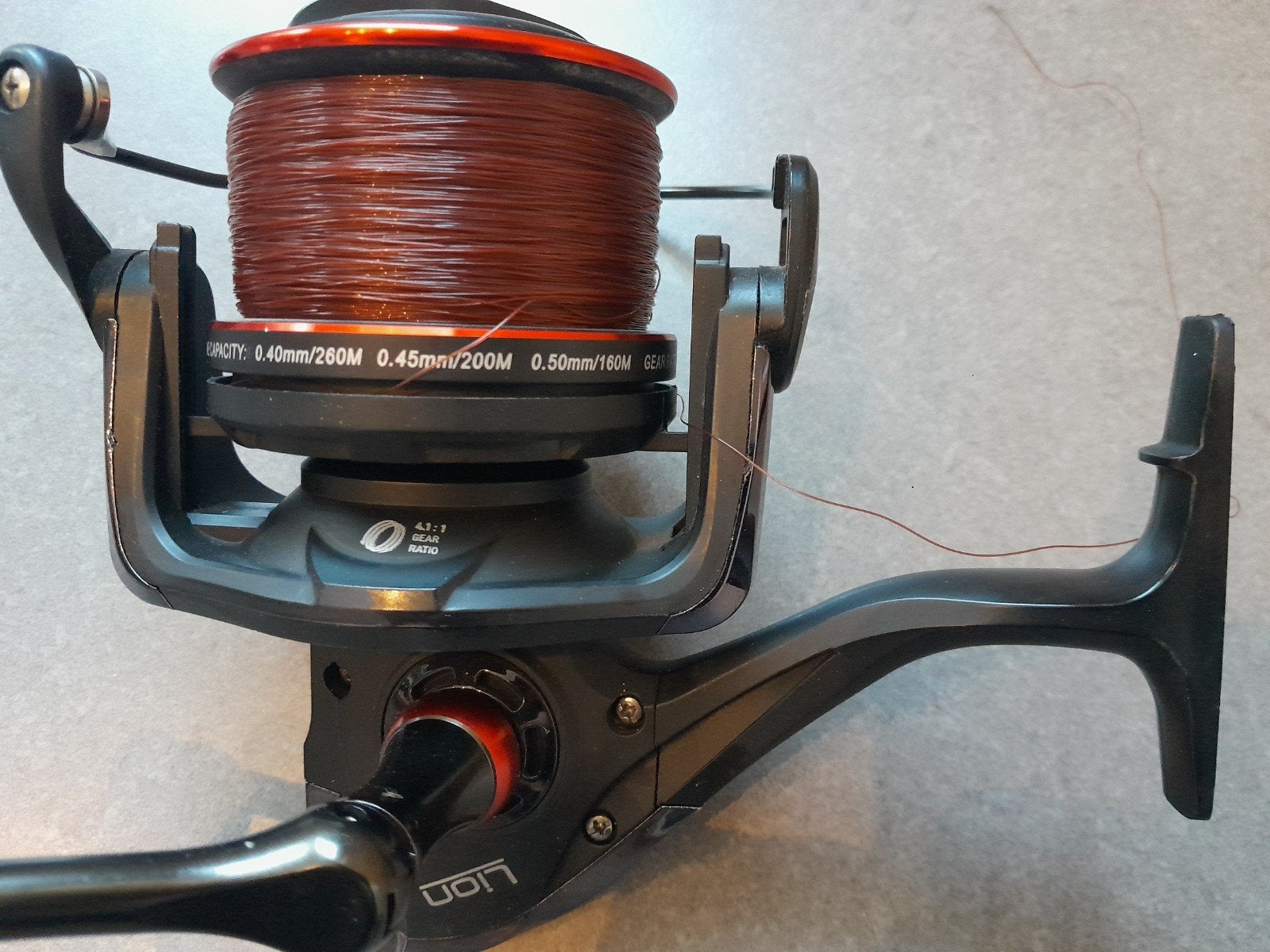 moulinet carpe lion advanced long cast, Enlèvement ou Envoi, Comme neuf, Moulinet