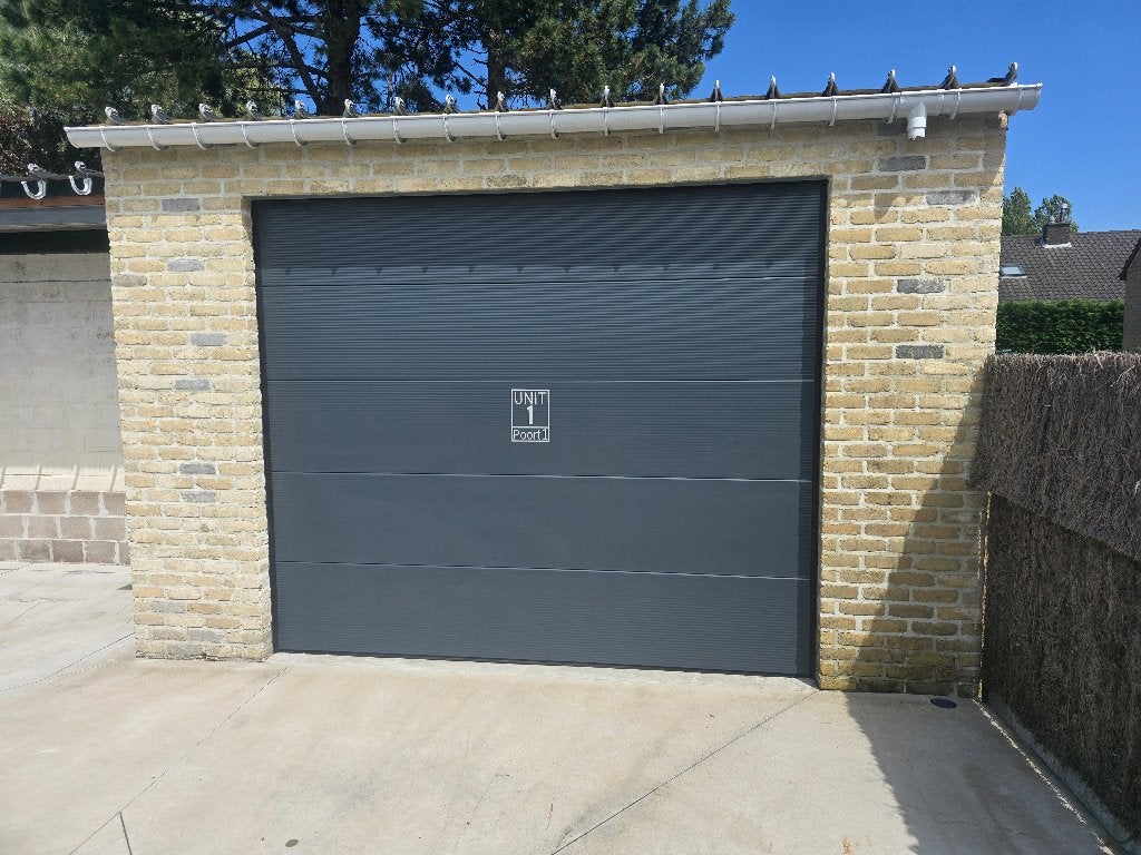 Ruime GARAGE te huur OOSTDUINKERKE KOKSIJDE, Immo, Provincie West-Vlaanderen