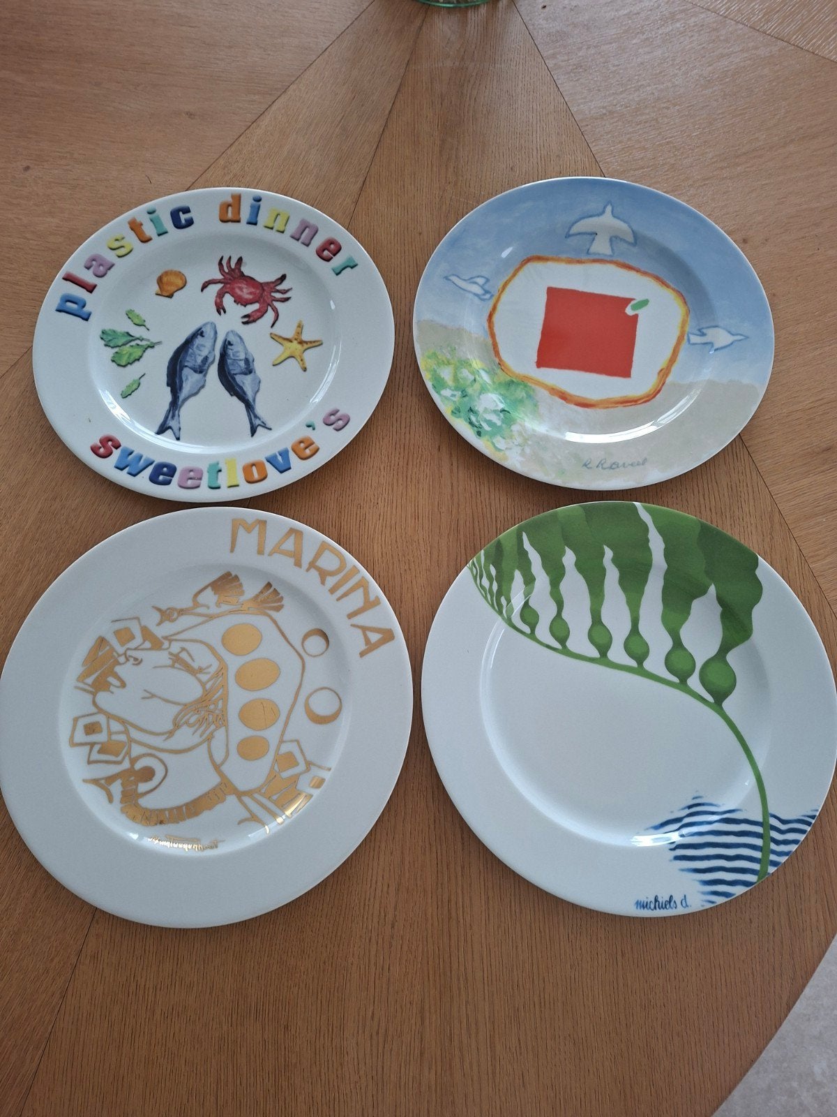 4 porseleinen borden kunst aan tafel, Ophalen