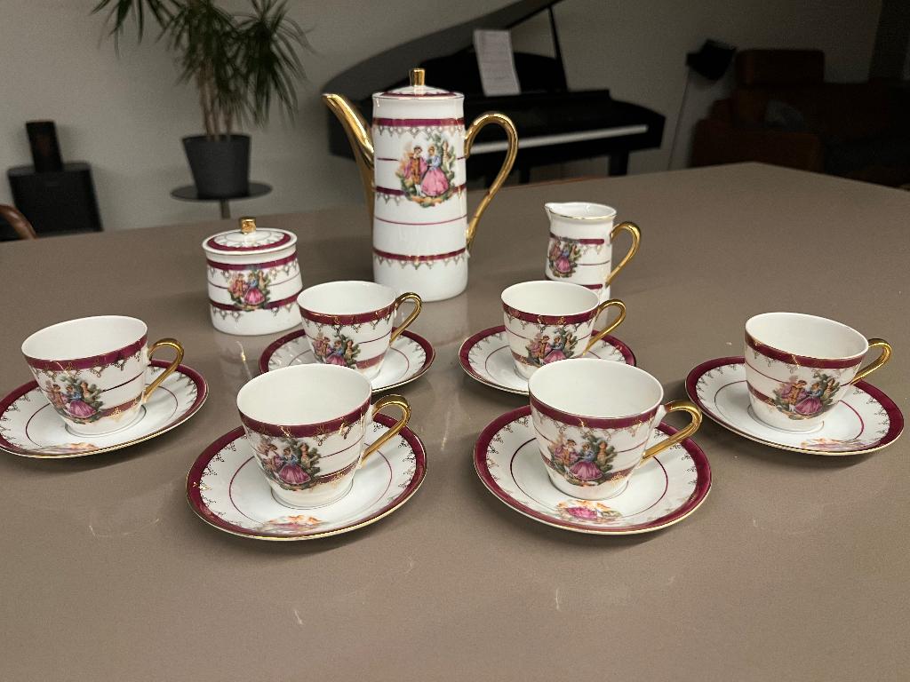 Vintage porseleinen theeset Fragonard Courting Couple, Antiek en Kunst, Ophalen