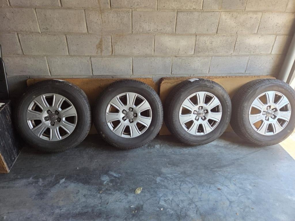 Set winterbanden op velg, Ophalen, 215 mm, 15 inch, Banden en Velgen