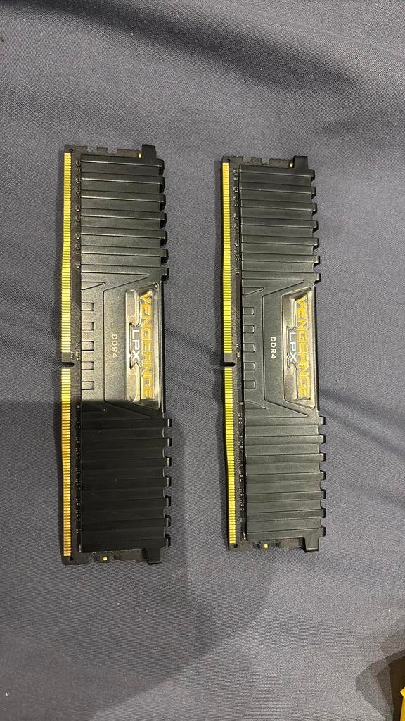 DDR4-RAM (16 GB, 3000 MHz), Informatique & Logiciels, Mémoire RAM, Comme neuf, Desktop, 8 GB, DDR4, Enlèvement ou Envoi