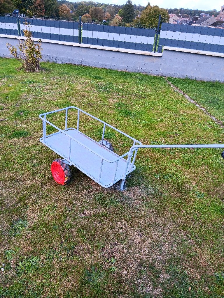 charette avec roue pleine, Enlèvement, Utilisé