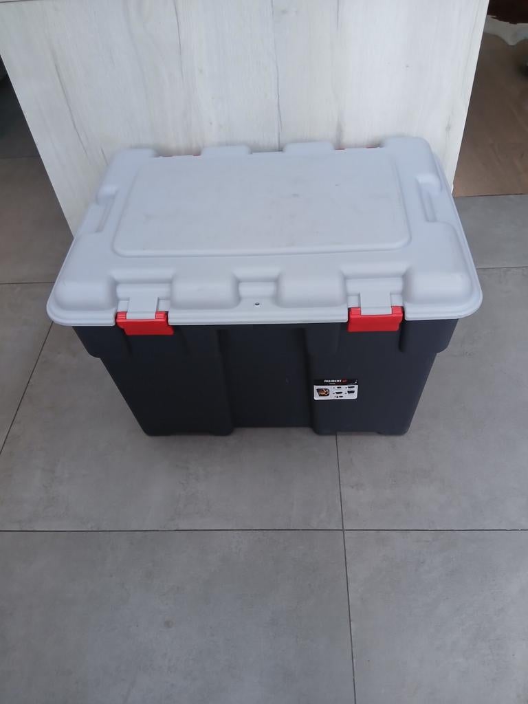 Bac plastic coffre de rangement tres solide 185 L outils, Ophalen