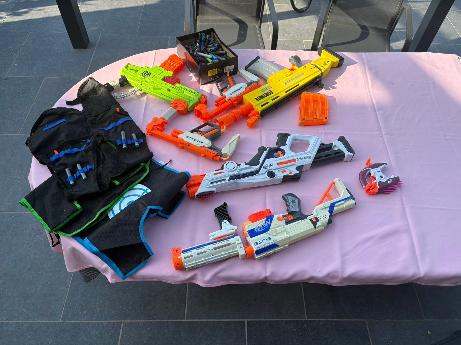 Nerf-bundel, Ophalen, Gebruikt