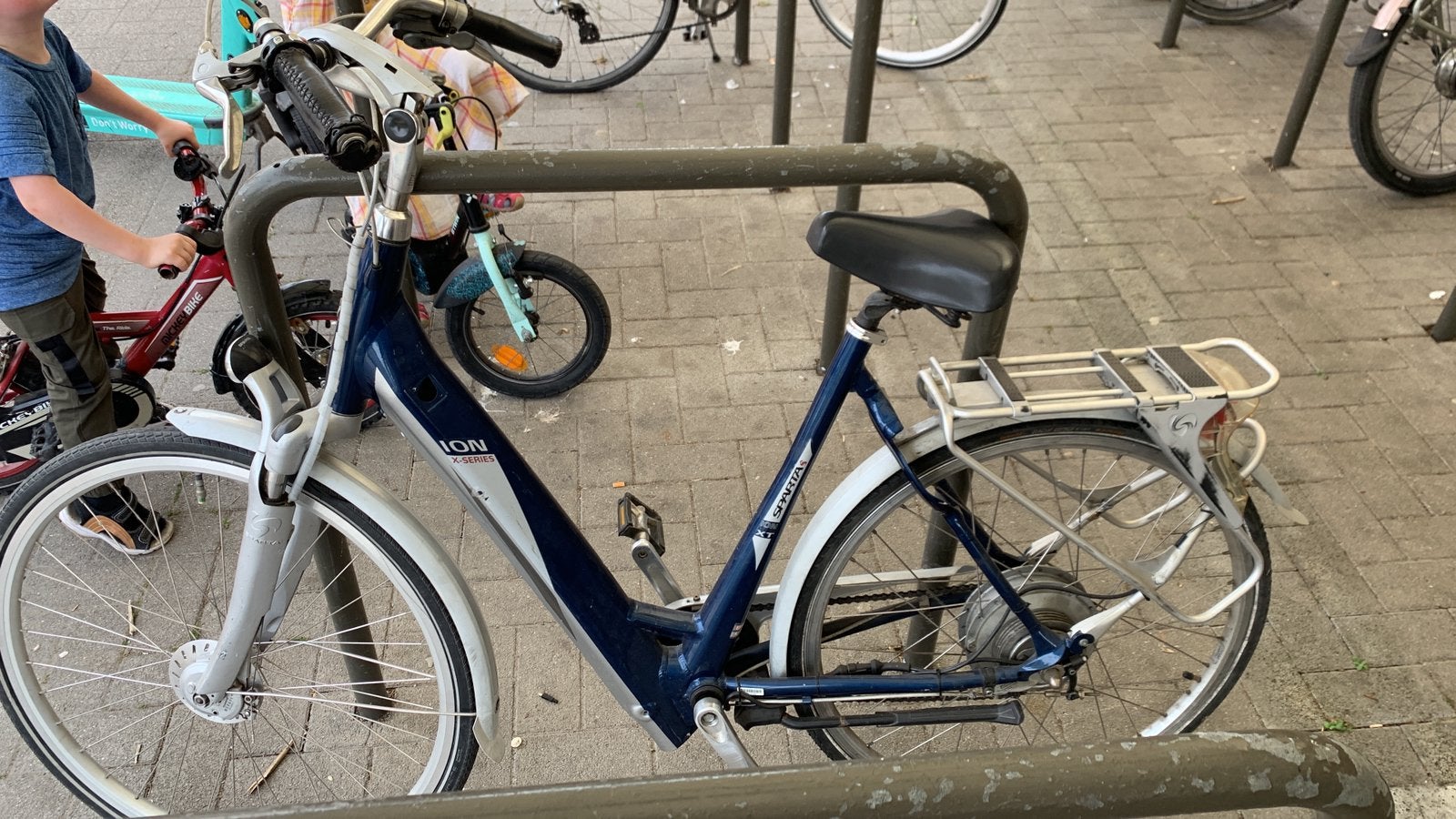 Elektrische fiets (zonder batterij), Ophalen, Zo goed als nieuw