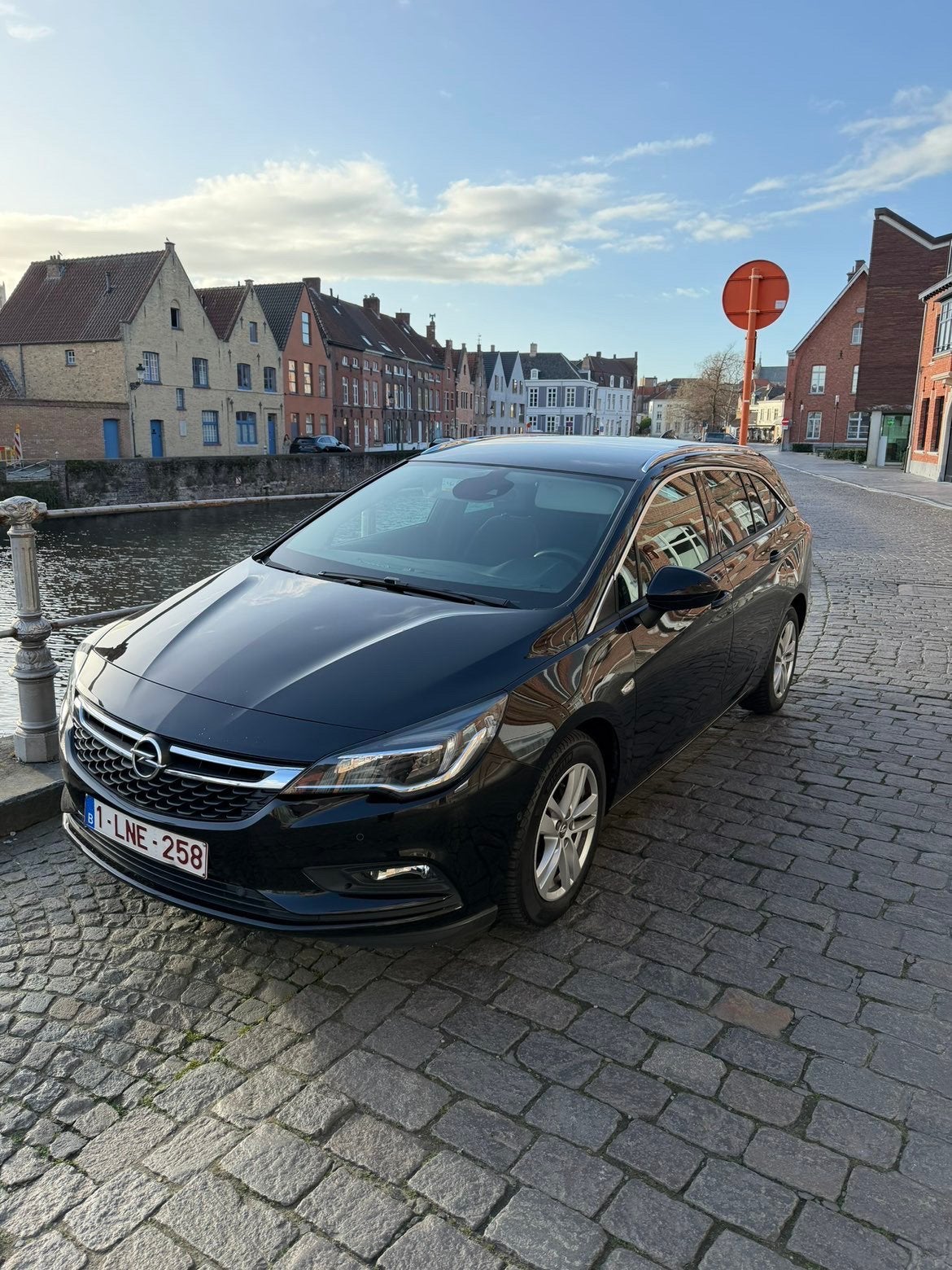 Opel Astra Sports Tourer 1.6 CDTI Edition (Diesel) zeer net, Auto's, Voorwielaandrijving, USB, Leder en Stof, Zwart