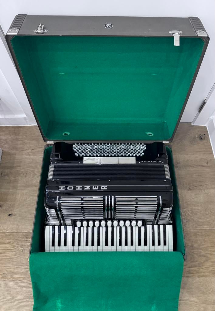 Hohner Morino VI N, Muziek en Instrumenten, Accordeons, Ophalen, Zo goed als nieuw, Hohner