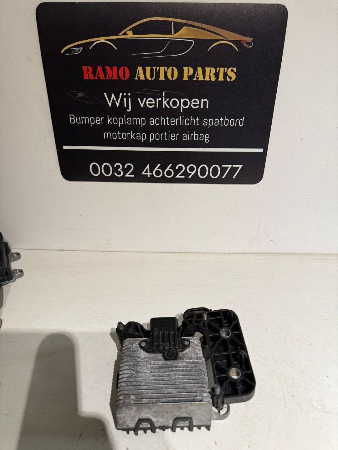 RADAR MODULE PEUGEOT 208 2008 2019-2022 STEKKER 9840456880, Gebruikt, -, -, Ophalen of Verzenden