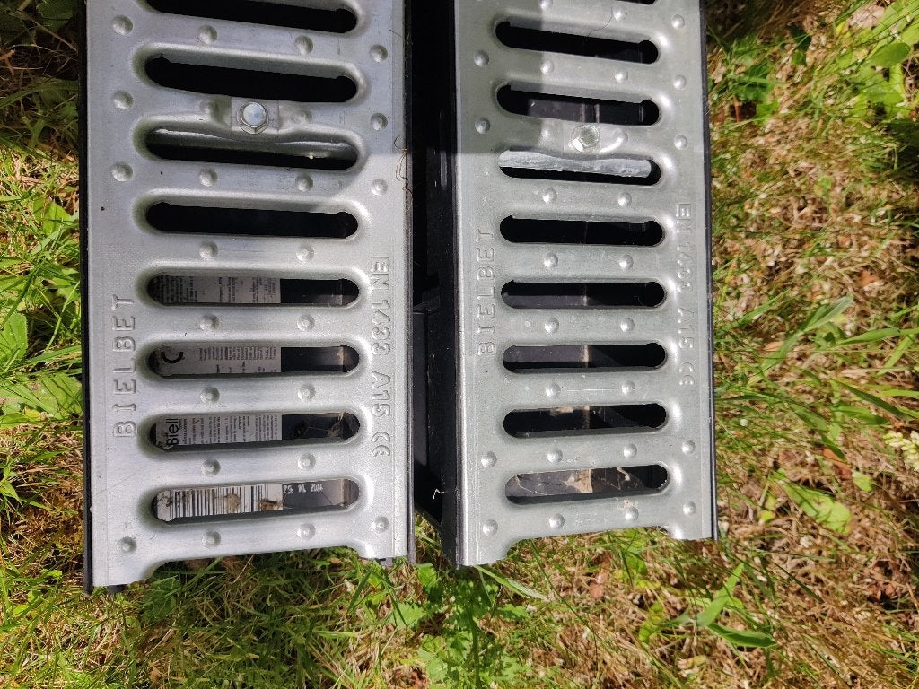 Nieuwe lineaire afvoergoten merk BIELBET, Doe-het-zelf en Bouw, Ophalen, Nieuw, Aluminium