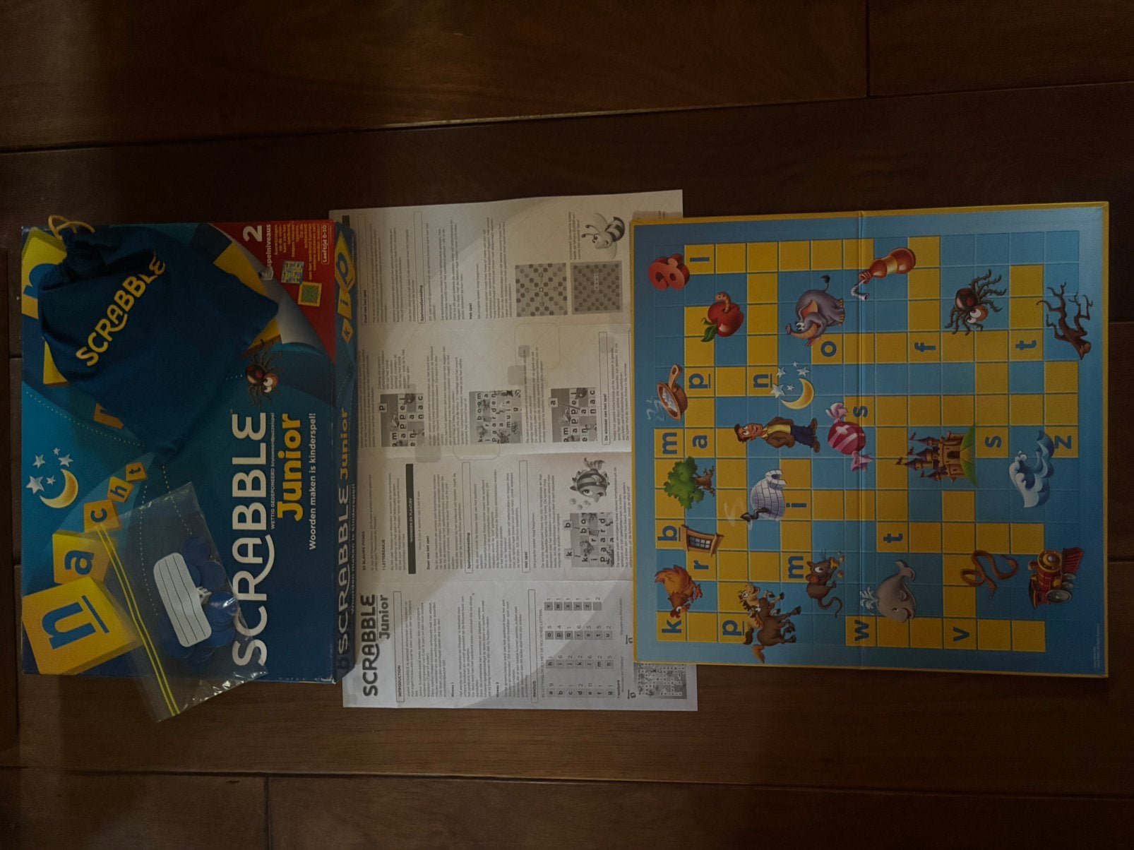 Scrabble junior, Hobby en Vrije tijd, Drie of vier spelers, Ophalen, Gebruikt