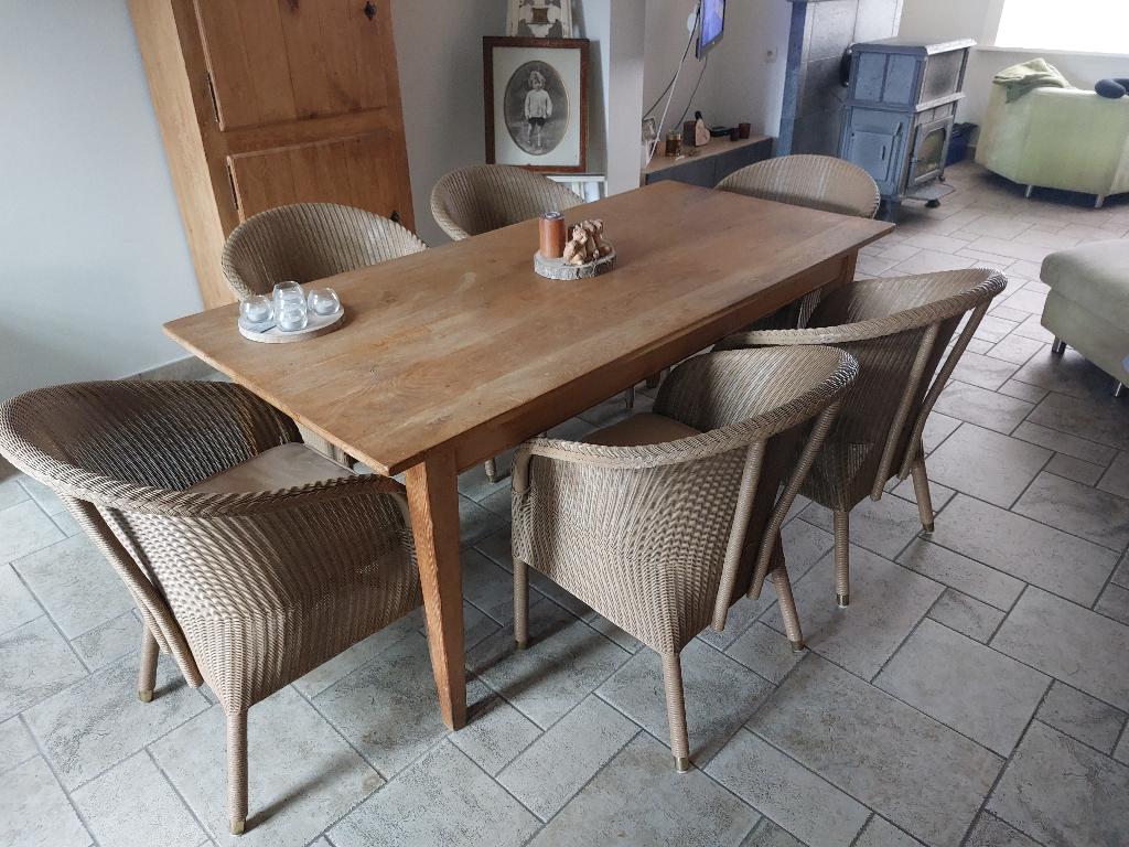 Massieve eiken eettafel handgemaakt, Huis en Inrichting, Tafels | Eettafels, Ophalen, Rustiek, Eikenhout, 50 tot 100 cm