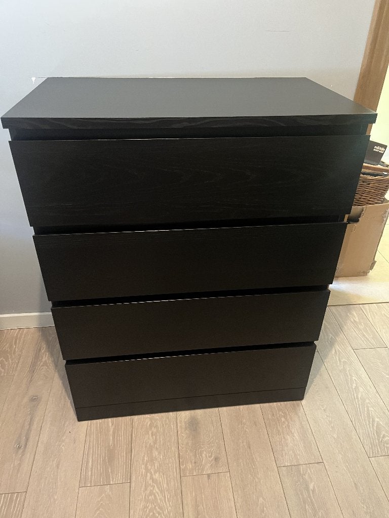 Commode IKEA Malm noire, Maison & Meubles, Armoires | Commodes, 3 ou 4 tiroirs, 25 à 50 cm, Comme neuf, Enlèvement