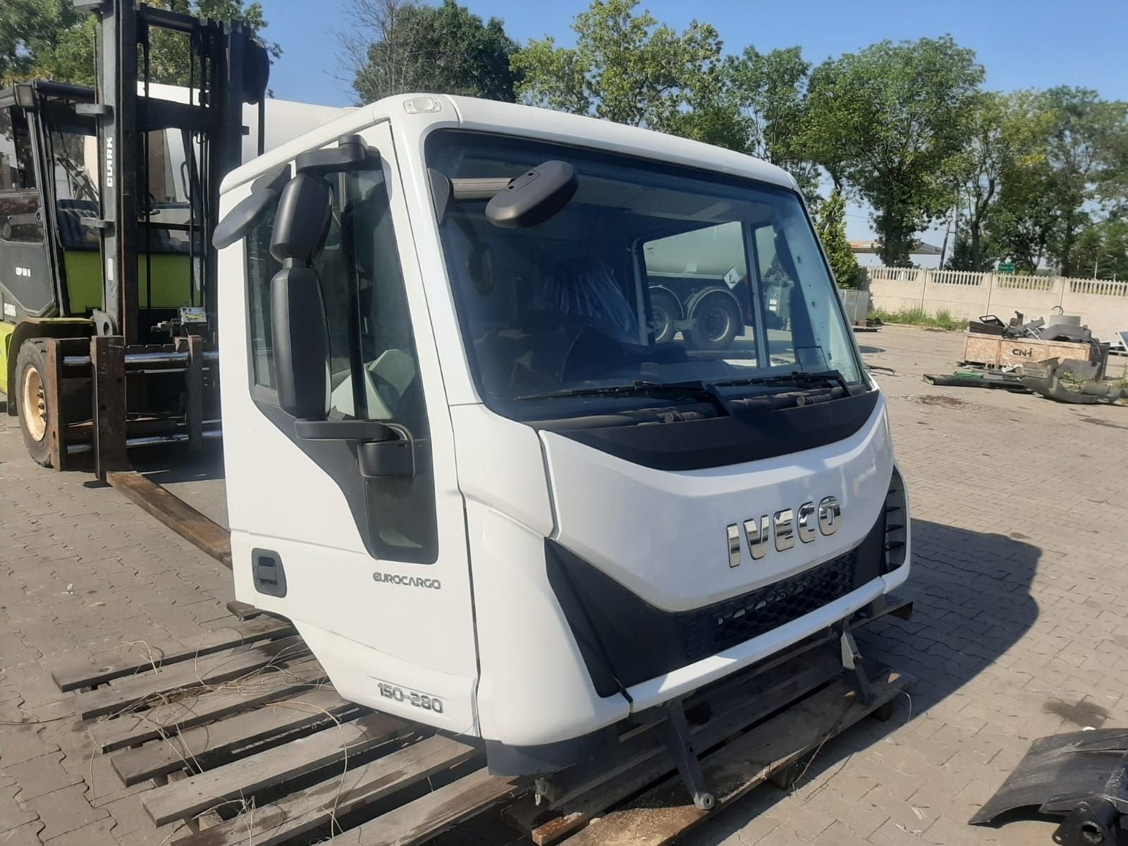 IVECO EUROCARGO 150-280 EURO 5-6 CABINE 4X4 NIEUW HANDMATIG, Neuf, -, Carrosserie et Tôlerie, -