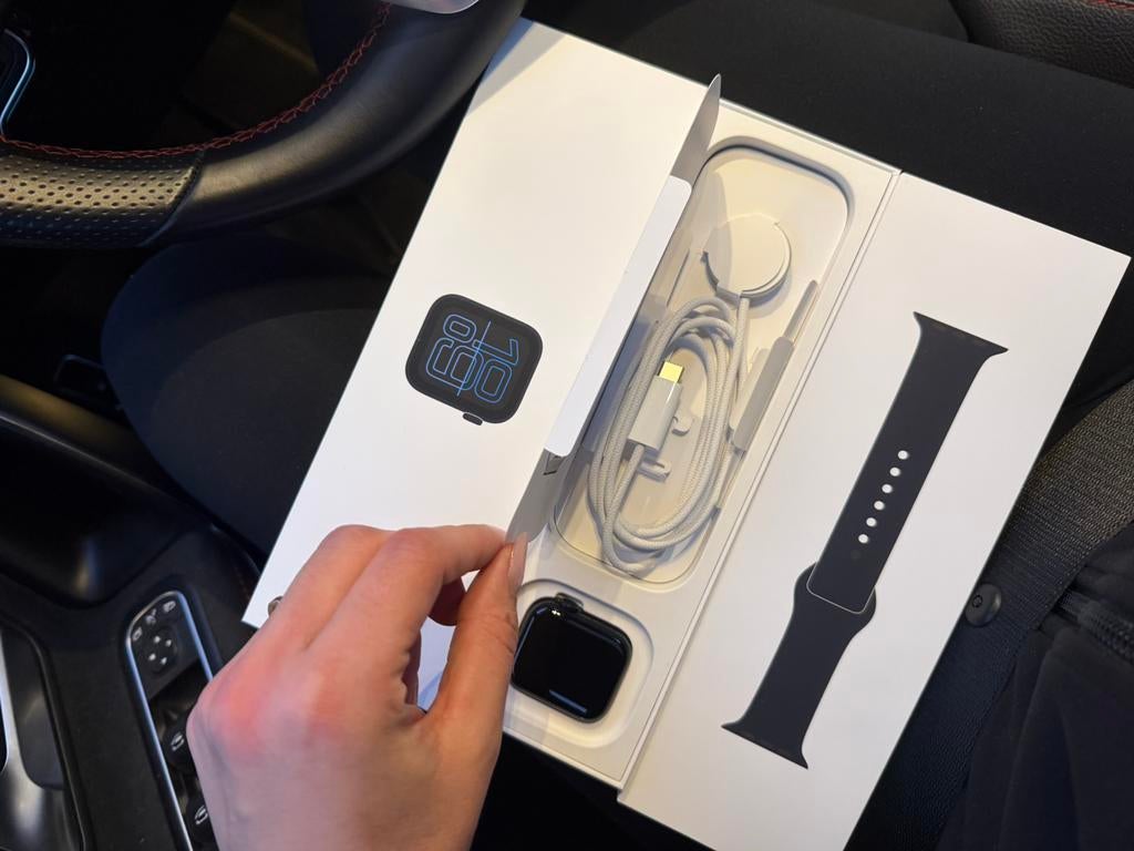 Apple watch SE 3 nieuw 40mm, Enlèvement, Comme neuf, Apple