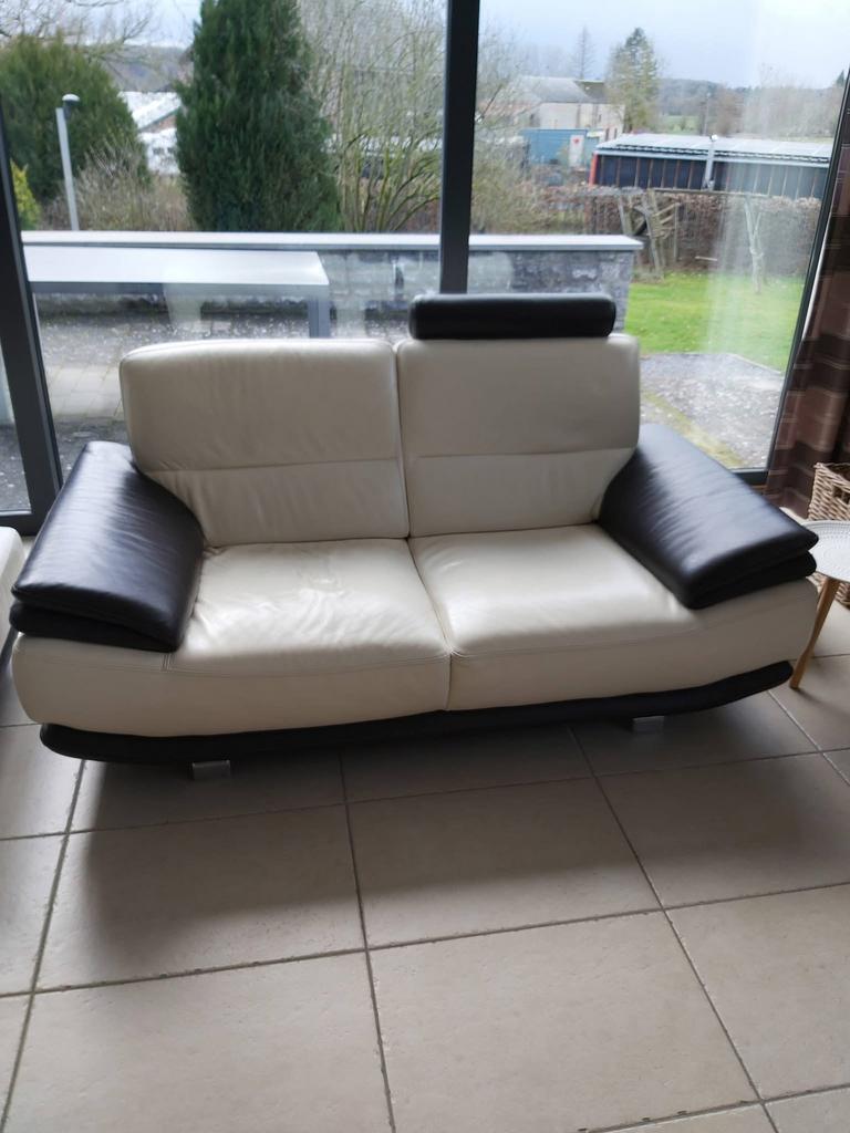 Salon en cuir 3 et 2 places + pouf, Maison & Meubles, Canapés | Salons, Utilisé, Cuir, Enlèvement