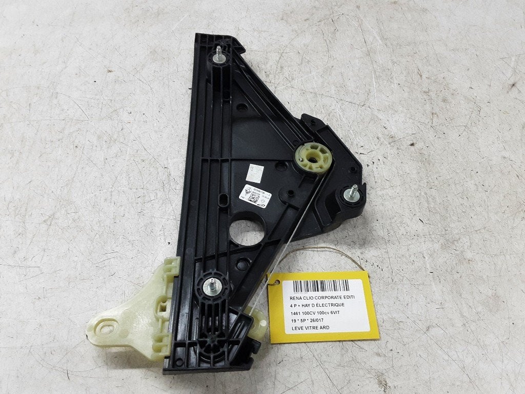 MECANISME VITRE ARRIÈRE DROIT Clio V (RJAB) (827209773R), Renault, Mevr. I. Hauben, Utilisé, Rue de l'Espoir 34 34
4030  GRIVEGNÉE, BE