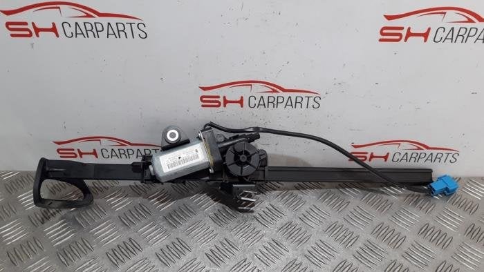 Tendeur de ceinture droit d'un Mercedes C-Klasse, 3 mois de garantie, Utilisé, -, -