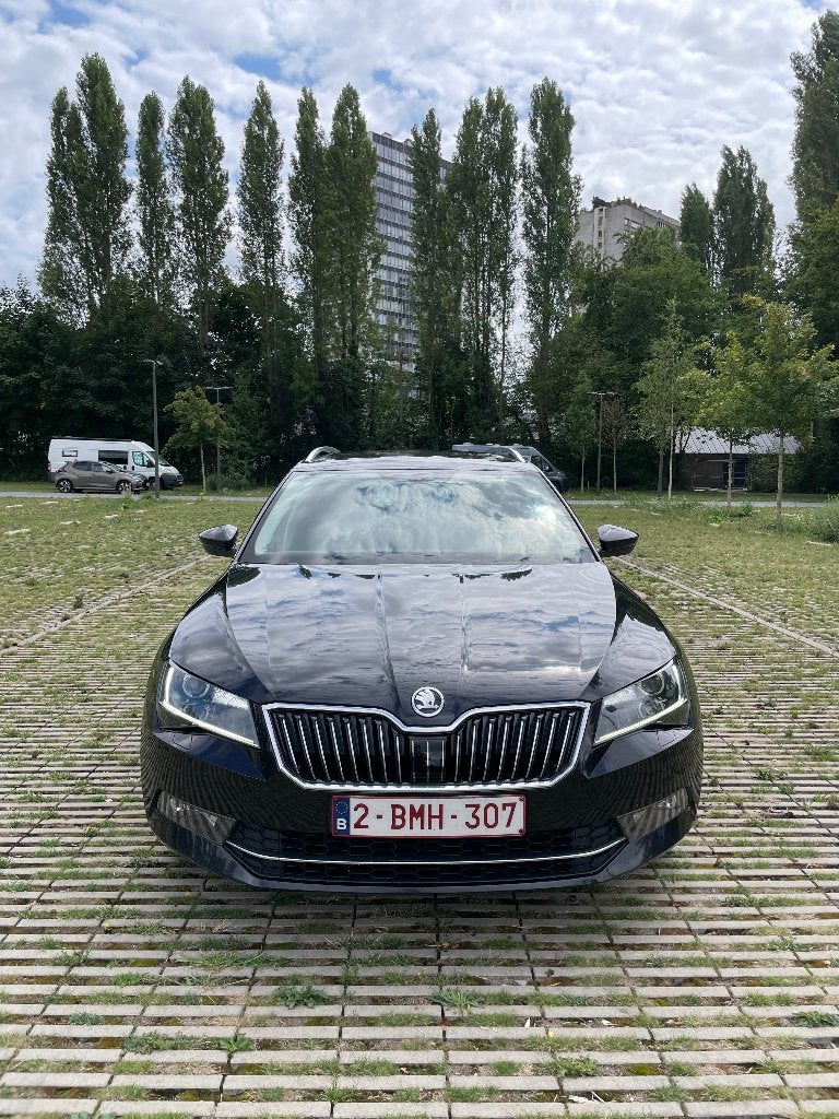 Skoda, Autos, Skoda, Cuir et Alcantara, Achat, Euro 6, Boîte manuelle